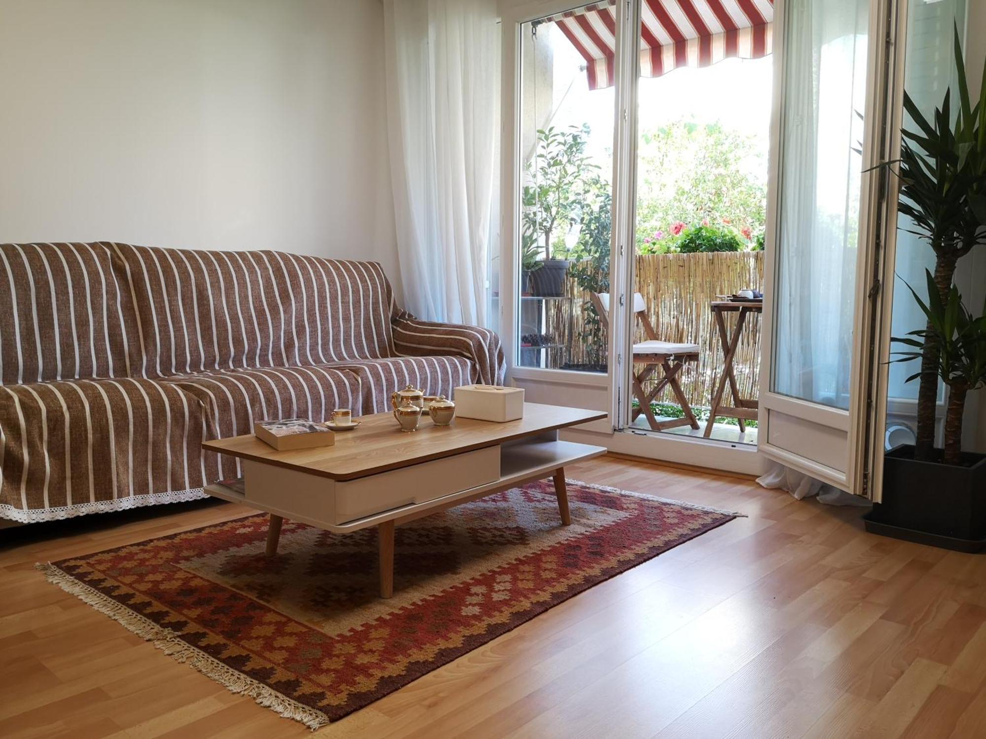 Auber Modern Big Apartment With Parking 12 Minutes From Metro 圣吉欧梅斯 外观 照片